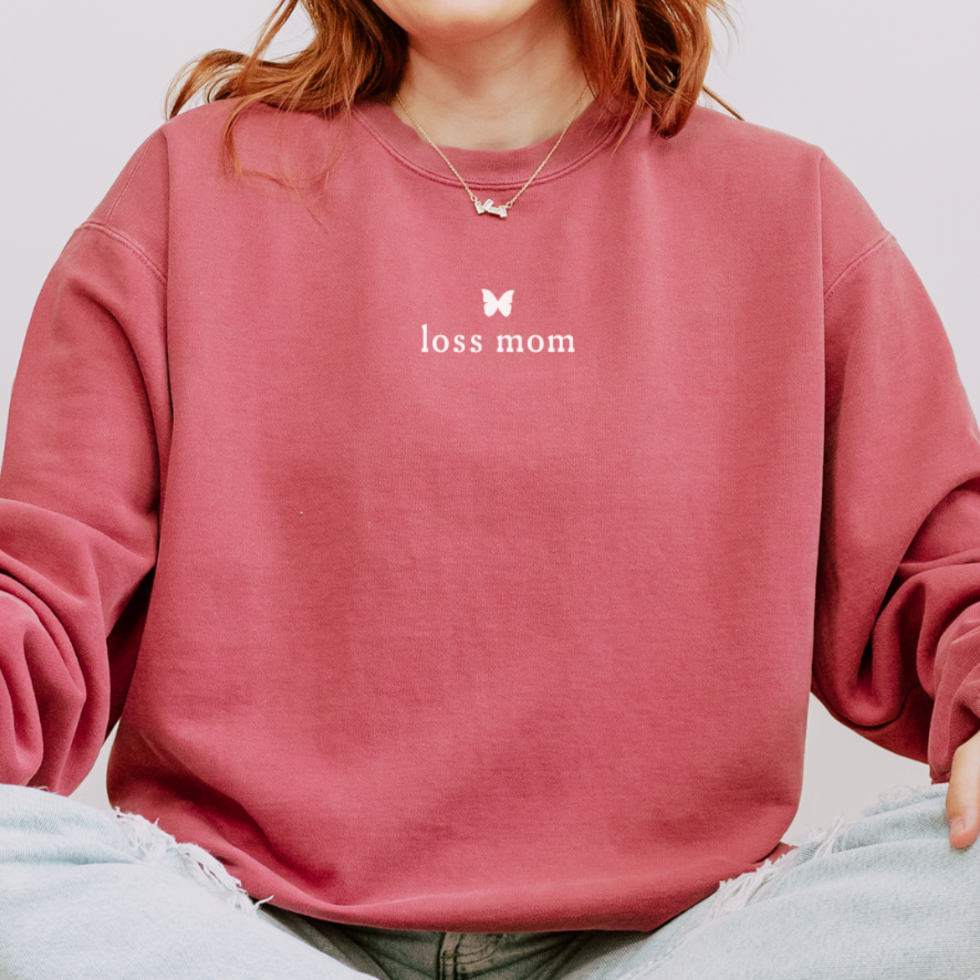 Loss Mom Butterfly | Comfort Colors Crewneck Sweatshirt